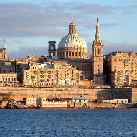 Apartamento Unbeatable Location Valletta And Harbour Views Sliema Exterior foto