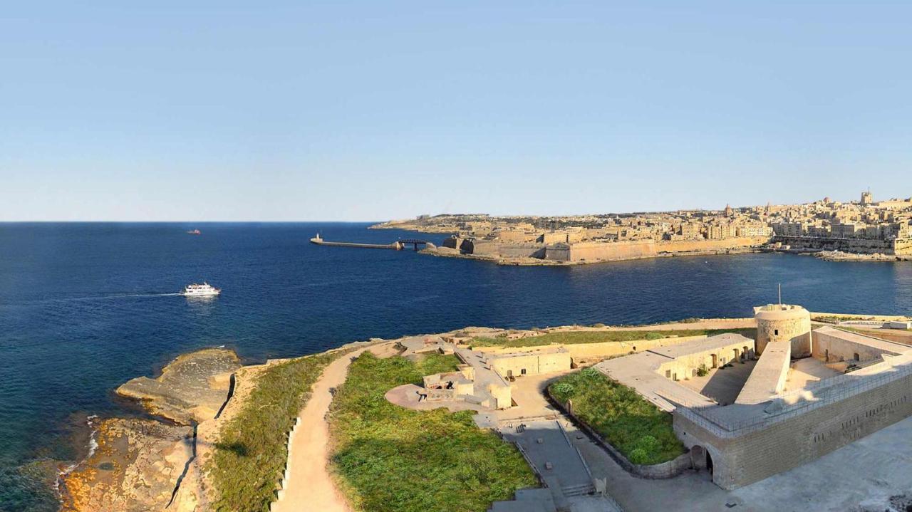 Apartamento Unbeatable Location Valletta And Harbour Views Sliema Exterior foto
