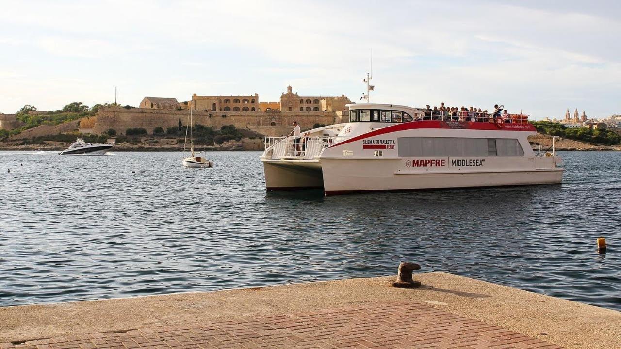 Apartamento Unbeatable Location Valletta And Harbour Views Sliema Exterior foto