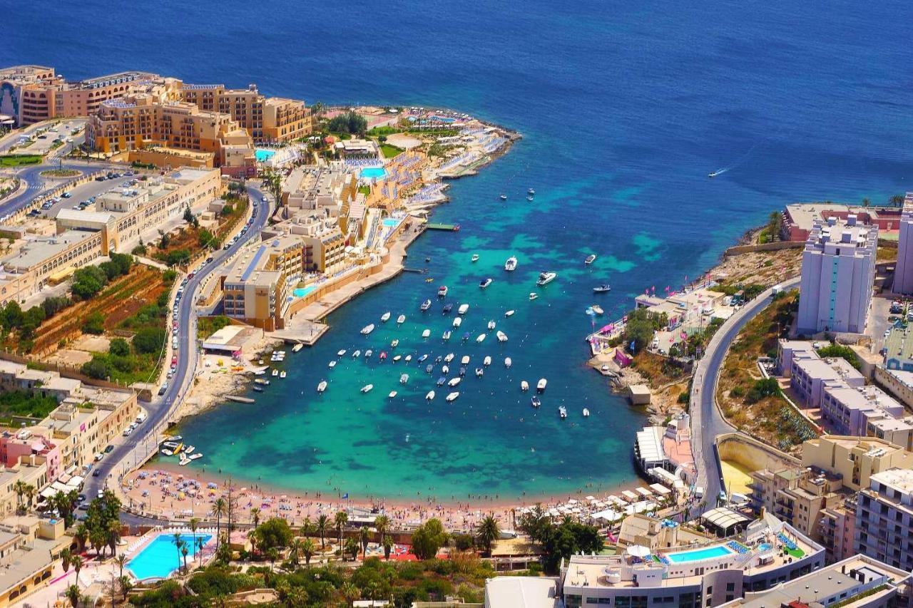 Apartamento Unbeatable Location Valletta And Harbour Views Sliema Exterior foto