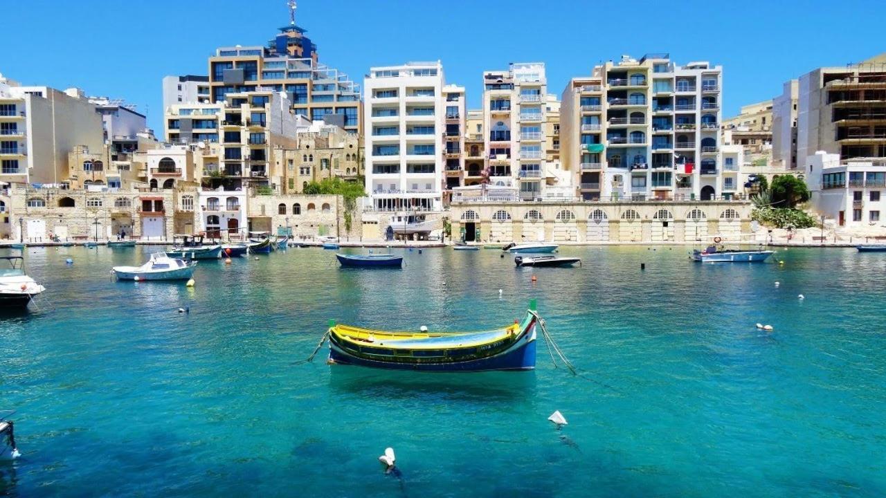Apartamento Unbeatable Location Valletta And Harbour Views Sliema Exterior foto