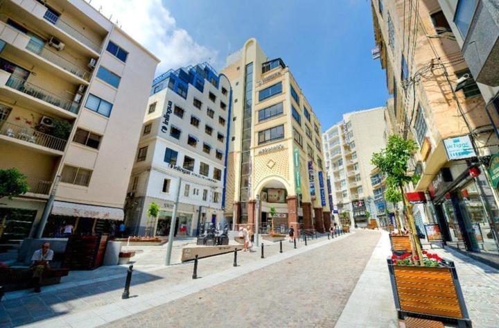 Apartamento Unbeatable Location Valletta And Harbour Views Sliema Exterior foto