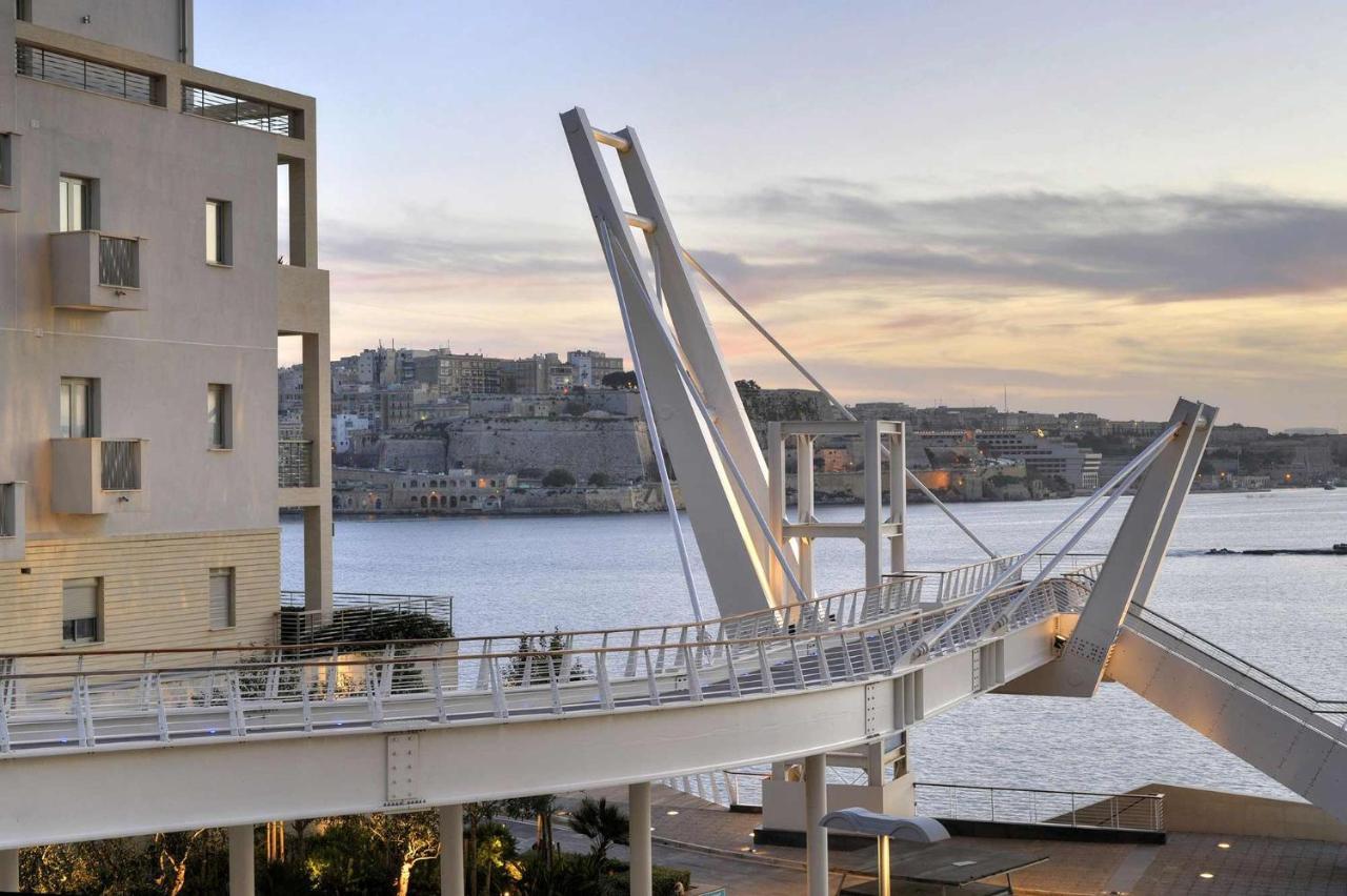 Apartamento Unbeatable Location Valletta And Harbour Views Sliema Exterior foto